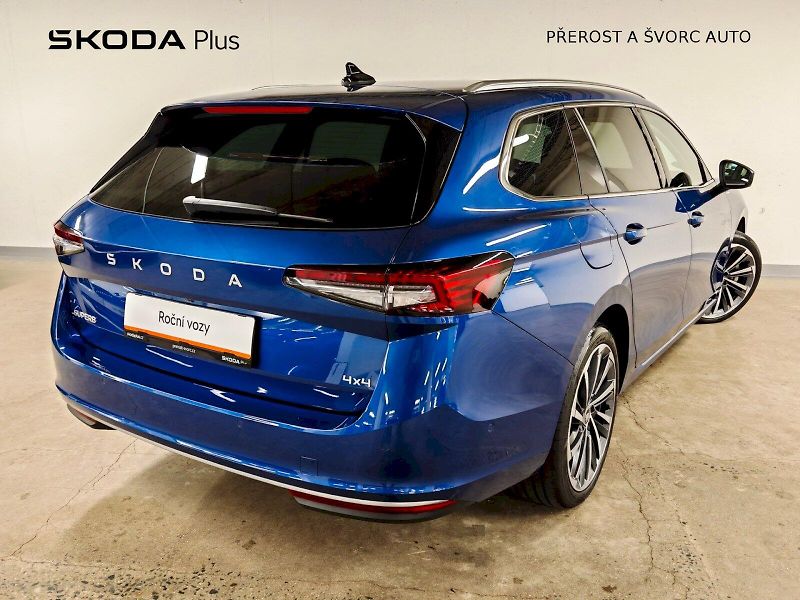 Škoda Superb (2025) Combi 2.0 TDI 142 kW DSG 4x4 L - fotka 2 z 32