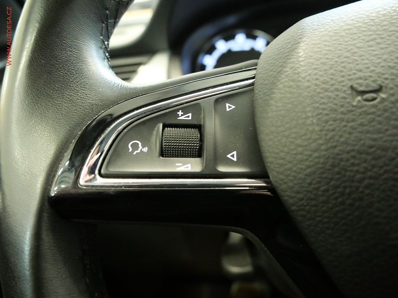 Škoda Rapid (2017) 1.0 TSi, Drive, +kola - fotka 15 z 22