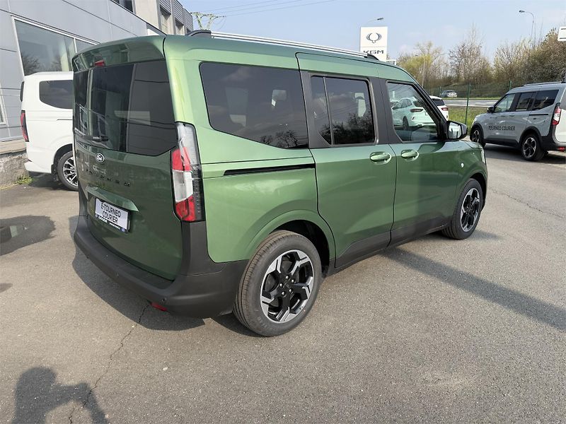 Ford Tourneo Courier (2026) Titanium, Tourneo, 43 kWh Elek - fotka 3 z 20