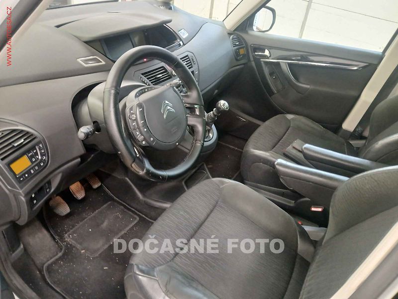 Citroën C4 Picasso (2012) 2.0 HDi, 1.maj, servis.kniha - fotka 3 z 3
