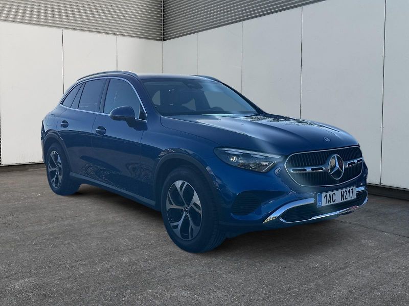 Mercedes-Benz GLC (2024) 200 150kW 4MATIC CZ DPH - fotka 3 z 11