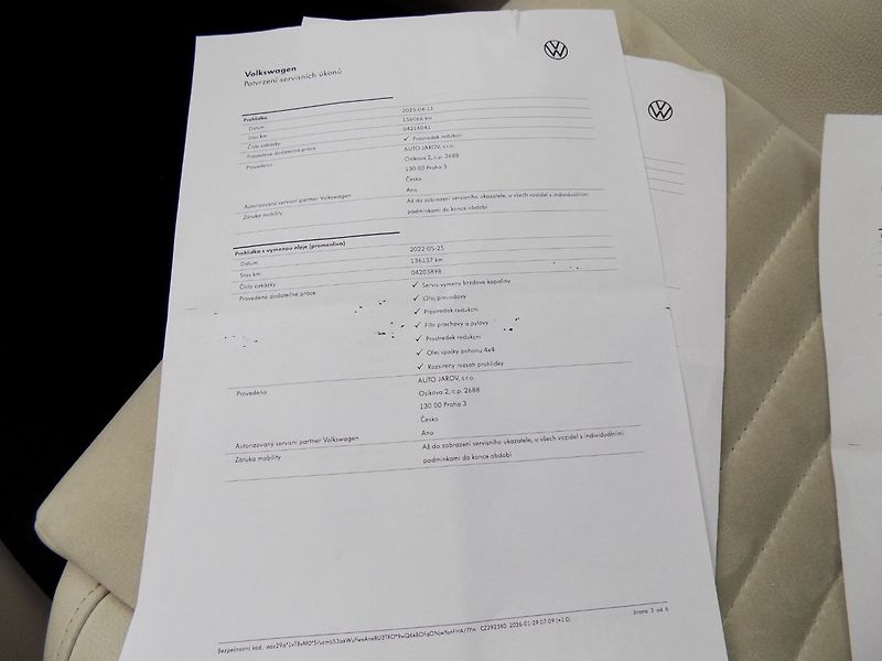 Volkswagen Passat (2017) 2.0TDI/DSG/4x4/NAVI/LED/ČR/ - fotka 37 z 42