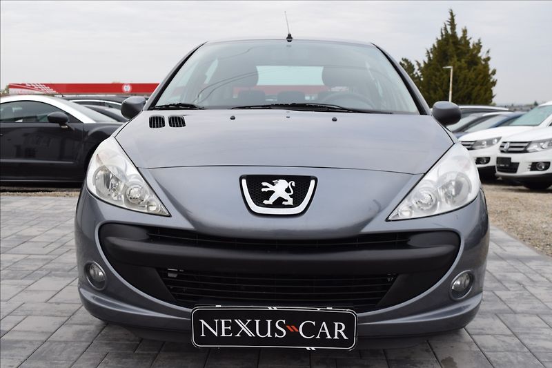 Peugeot 206 1,4 i (TU3) 54KW SERVISKA ALU - fotka 2 z 41