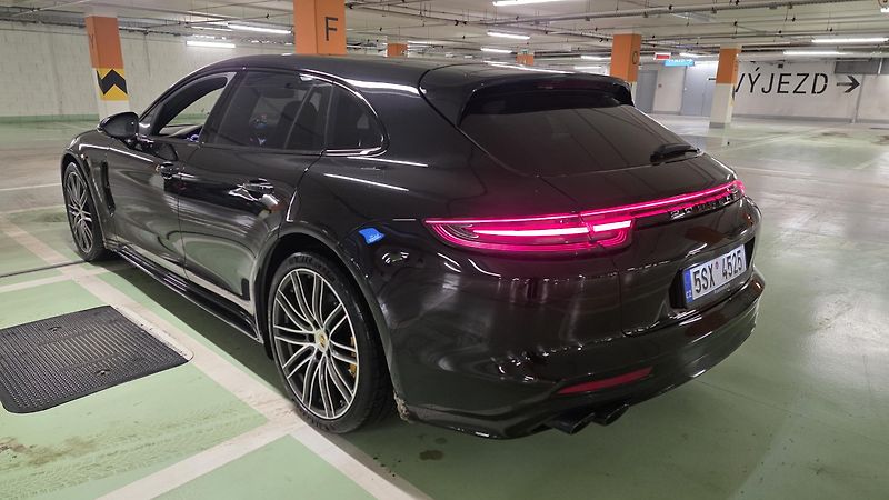 Porsche Panamera (2019) TURBO CERAMIC NOČNÍ PANO MAX - fotka 6 z 16