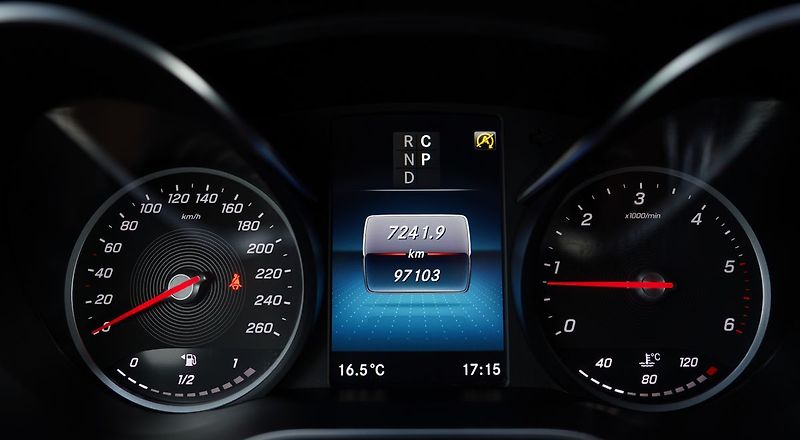 Mercedes-Benz Třídy V V300dL 4Matic/ČR/DPH/v záruce! - fotka 40 z 50