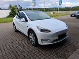 Tesla Model Y ZAMLUVENO ! - náhled 1