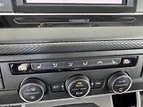 Volkswagen Caravelle 2,0TDI DSG*LONG*REZERVACE! - náhled 22