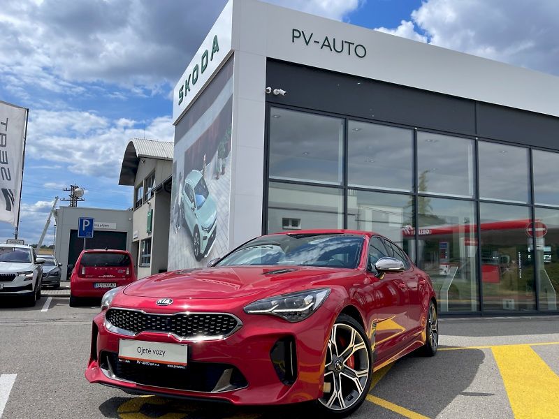 Kia Stinger (2017) 3.3 GT 272 kW 4x4 Automat - fotka 33 z 33