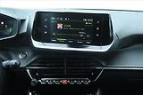 Peugeot 2008 (2020) Allure 1.2 PureTech, Automat - náhled 12