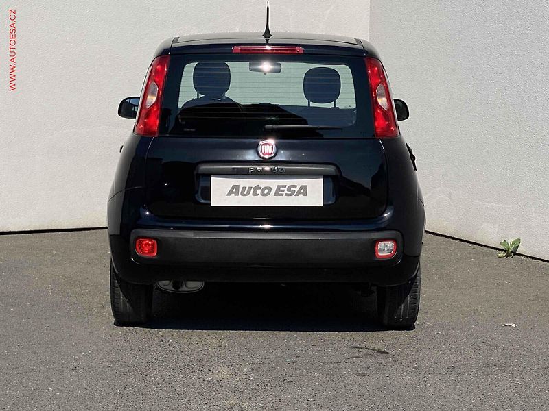Fiat Panda (2019) 1.2 i VAN 2.místa, Klima - fotka 5 z 12