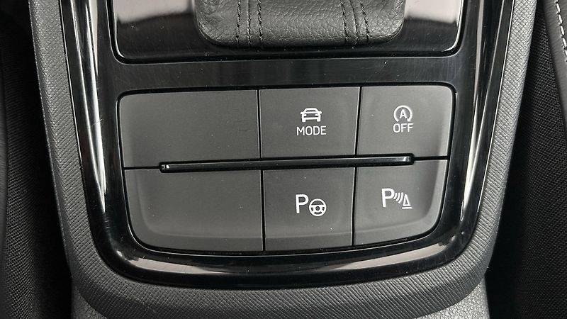 Škoda Scala 1.5 TSI DSG Style - fotka 27 z 34