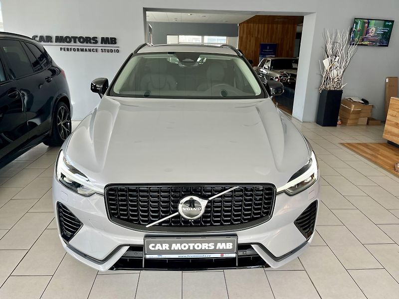 Volvo XC60 T6 AWD Recharge Inscripion - fotka 2 z 27