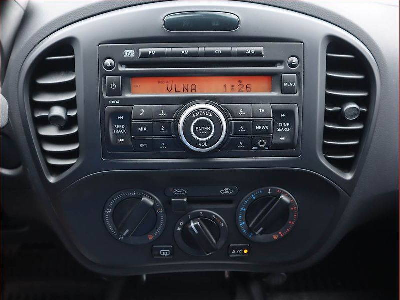 Nissan Juke (2014) 1.6 i, Park. senzory - fotka 12 z 16