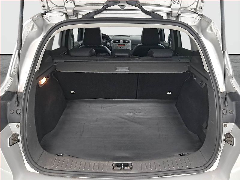 Ford Kuga (2010) 2.0 TDCi, 4X4, Tempomat - fotka 13 z 17