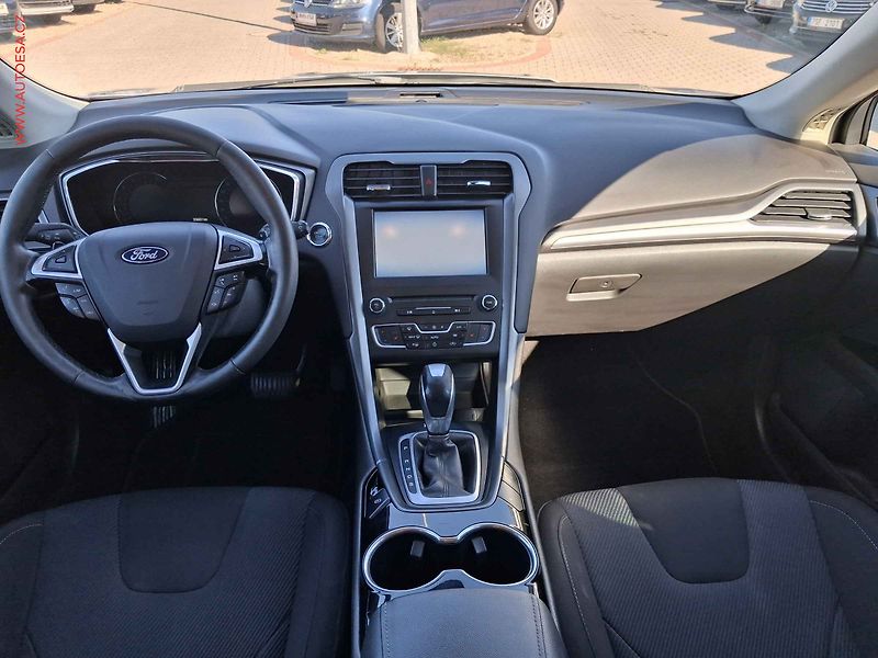 Ford Mondeo (2015) 2.0 TDCi 4x4, ČR, AT, LED - fotka 8 z 18