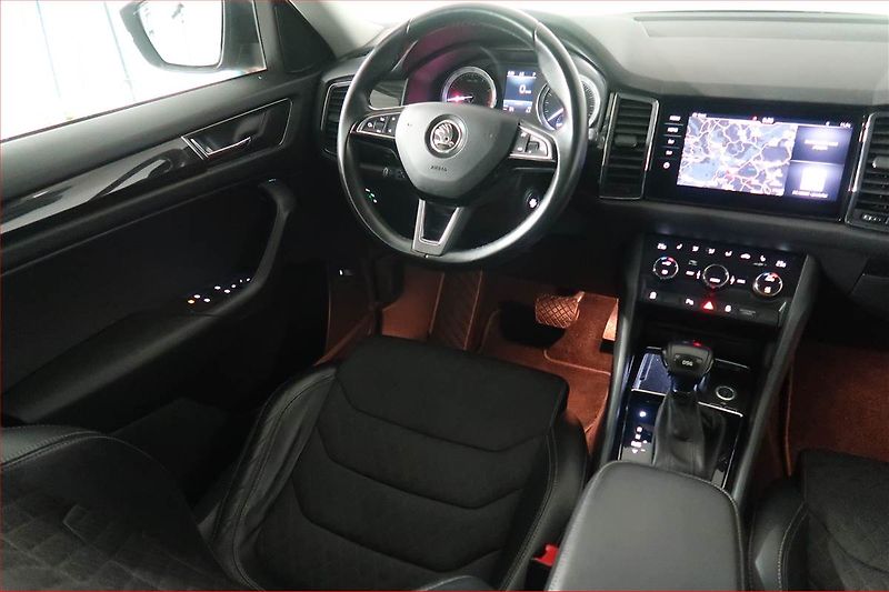 Škoda Kodiaq (2018) 1.5 TSI, Automat, 7 míst, Kůže - fotka 7 z 21