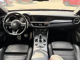 Alfa Romeo Stelvio 2.0T 280k AWD Veloce AT8 - náhled 9