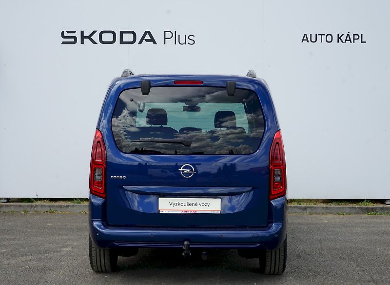 Opel Combo (2023) CDTI 96 kW N1 Elegance - fotka 4 z 27