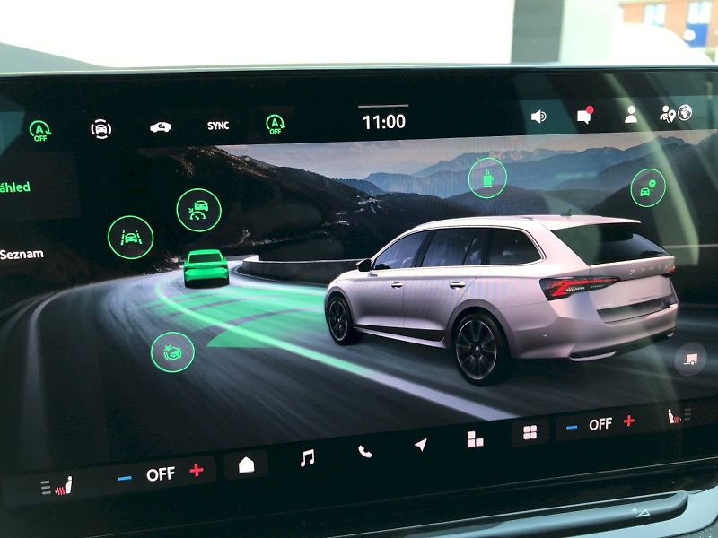 Škoda Octavia (2025) COMBI TOP SELECTION 1,5 TSI M- - fotka 19 z 23