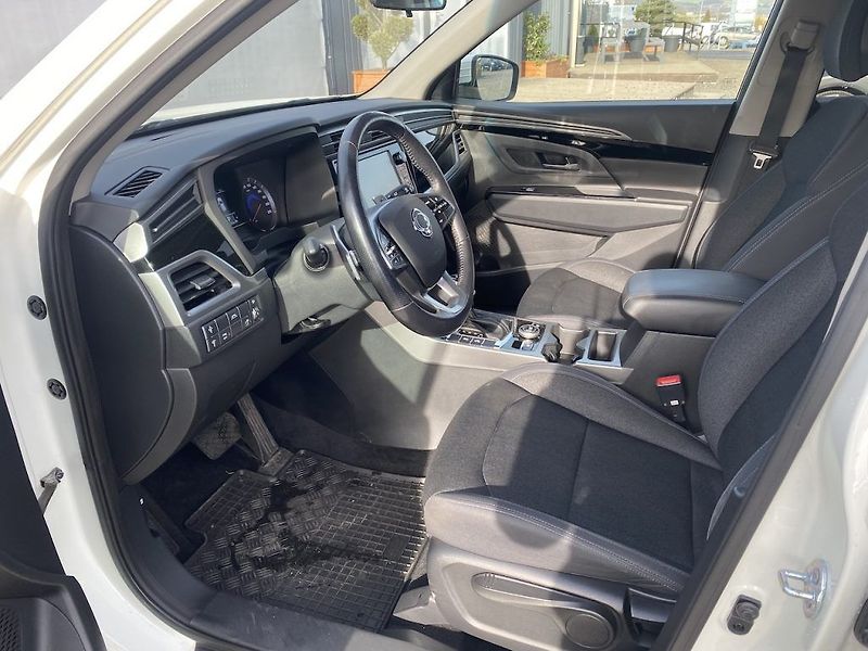 SsangYong Korando 1.5T-GDi, ČR-1m, Style, 4x4 - fotka 9 z 28