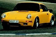 Od roku 1981 se Ruf pyšní statusem automobilky, model CTR (group C Turbo Ruf) je tedy svébytným modelem, nikoliv upravenou 911. Ostatně například převodovku měl 5stupňvou, zatímco vrchol Porsche, model 930 Turbo, si musel vystačit se 4kvaltem.