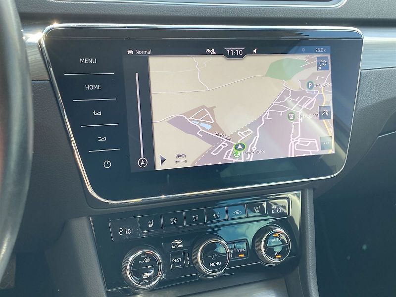 Škoda Superb (2021) Combi 1.4 TSI iV DSG Style - fotka 17 z 36