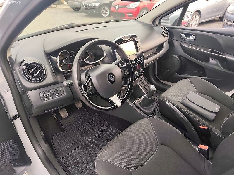 Renault Clio (2015) - fotka 16 z 30