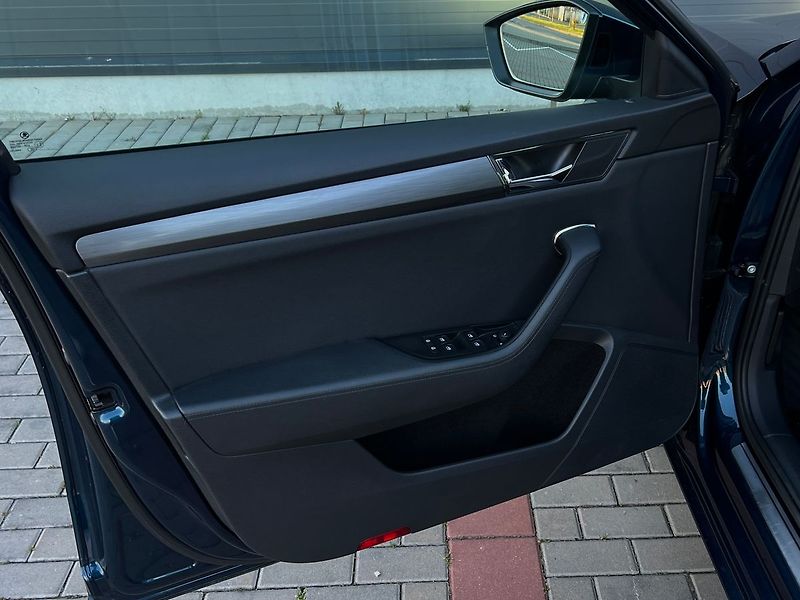 Škoda Superb (2021) 2,0 TDI.DSG-STYLE-EL.TAŽNÉ-KAM - fotka 13 z 15