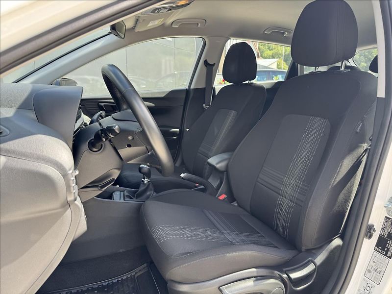 Hyundai i20 1,2 i WAVE ZÁRUKA ČR DPH - fotka 12 z 26