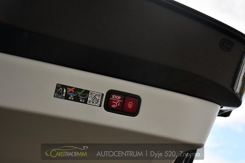 Mercedes-Benz EQS 580 4M HYPERSCREEN K360° 1M - fotka 53 z 59