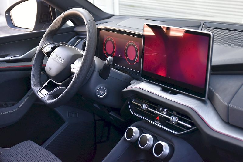 Škoda Kodiaq (2026) Sportline 2,0 TDI 7-stup. auto - fotka 27 z 43