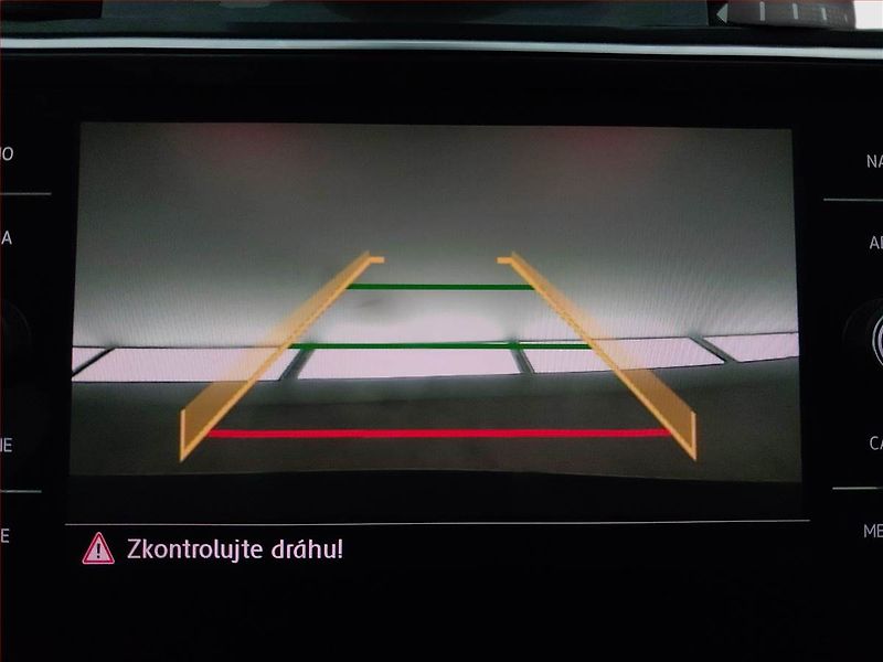 Volkswagen Tiguan Allspace (2020) 2.0 TDI - fotka 23 z 24