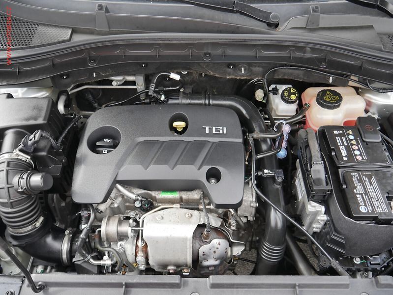 MG ZS (2022) 1.0 TGi, 1.maj,ČR, Exclusive - fotka 28 z 28