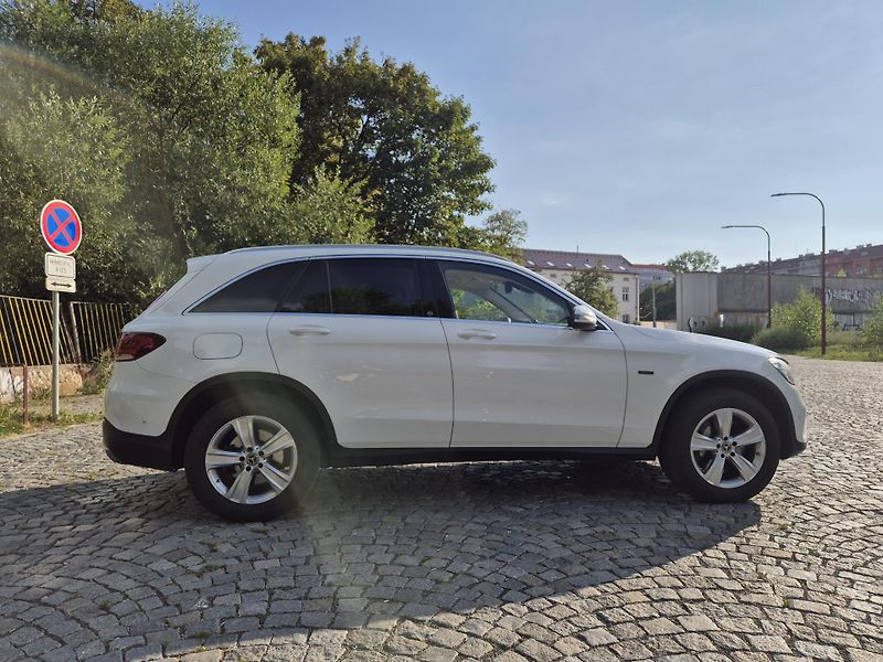 Mercedes-Benz GLC (2020) - fotka 4 z 15