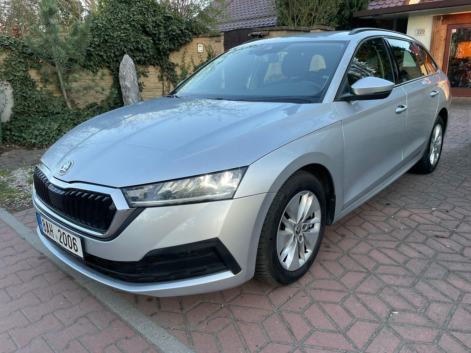 Škoda Octavia 2.0TDi 1.MAJ. ČR DPH SERVISKA