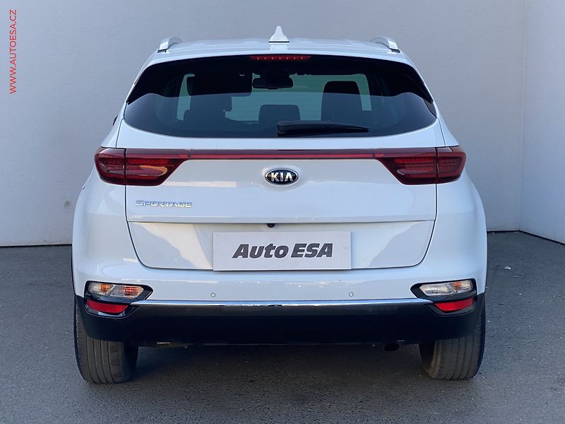 Kia Sportage (2019) 1.6 T-GDi AWD, Exclusive - fotka 5 z 17