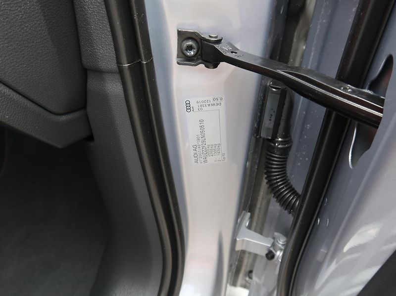 Audi S6 55TDi,257kw,21AL,B&O,WEBASTO - fotka 44 z 45