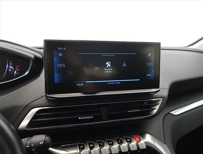 Peugeot 3008 (2022) Active Pack 1.2 PureTech - fotka 18 z 24
