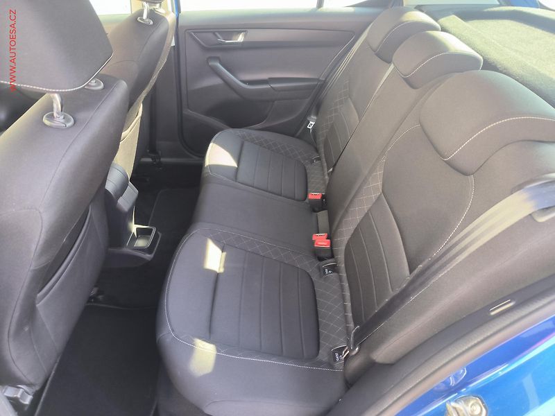 Škoda Fabia (2018) 1.0i, ČR, AC, temp - fotka 10 z 17