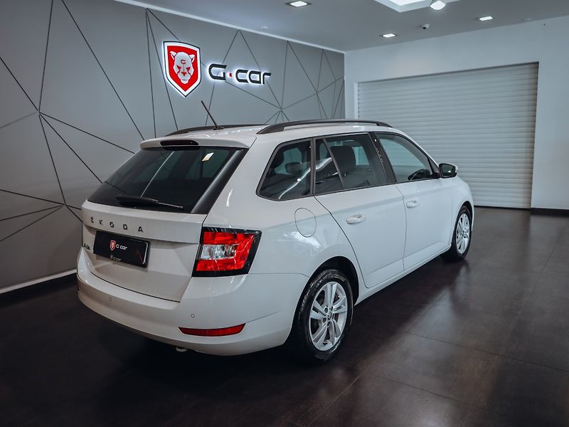 Škoda Fabia 1.0 TSI 70 kW Ambition Tour - fotka 5 z 28