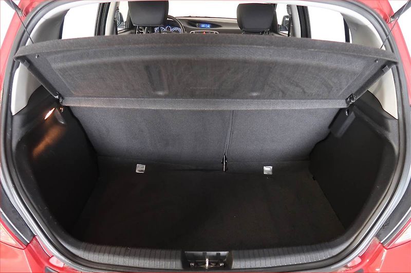 Hyundai i20 (2014) 1.2, ČR,1.maj, Serv.kniha - fotka 13 z 14