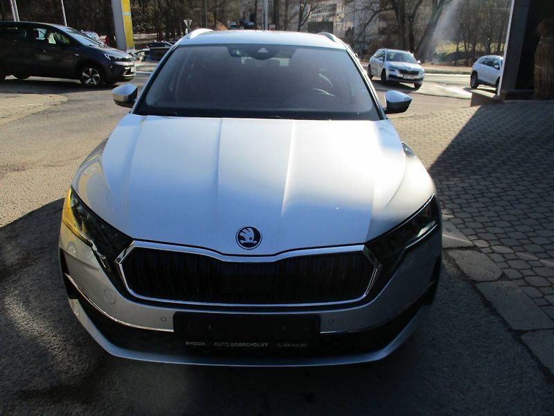 Škoda Octavia Combi Top Selection 2,0TDI 110 - fotka 2 z 14
