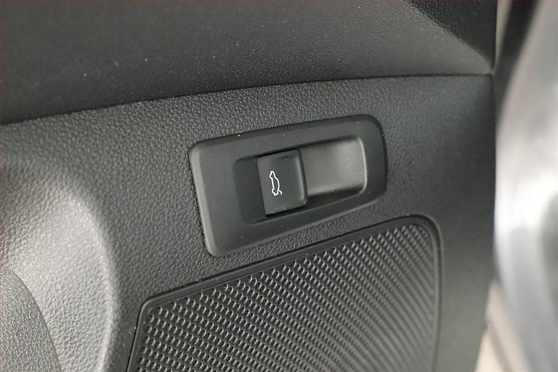 Škoda Karoq (2025) 1.5 TSI, Top Selection, FullLe - fotka 10 z 20