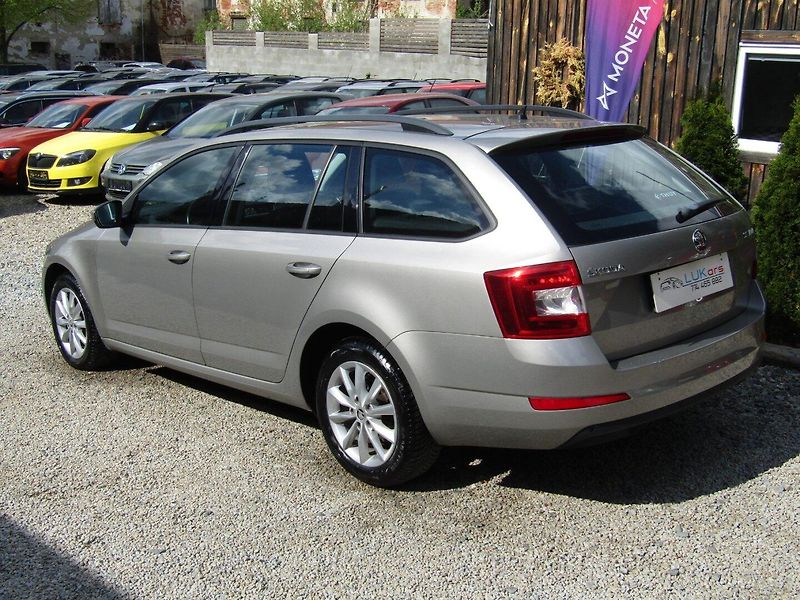 Škoda Octavia (2014) 1.6 TDI 77kW - fotka 5 z 40