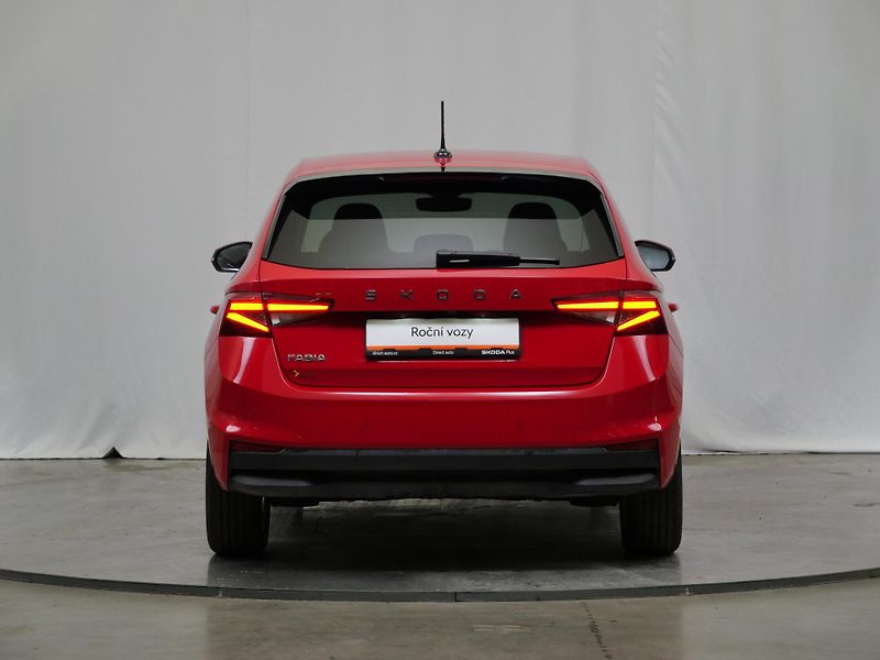 Škoda Fabia - fotka 6 z 26