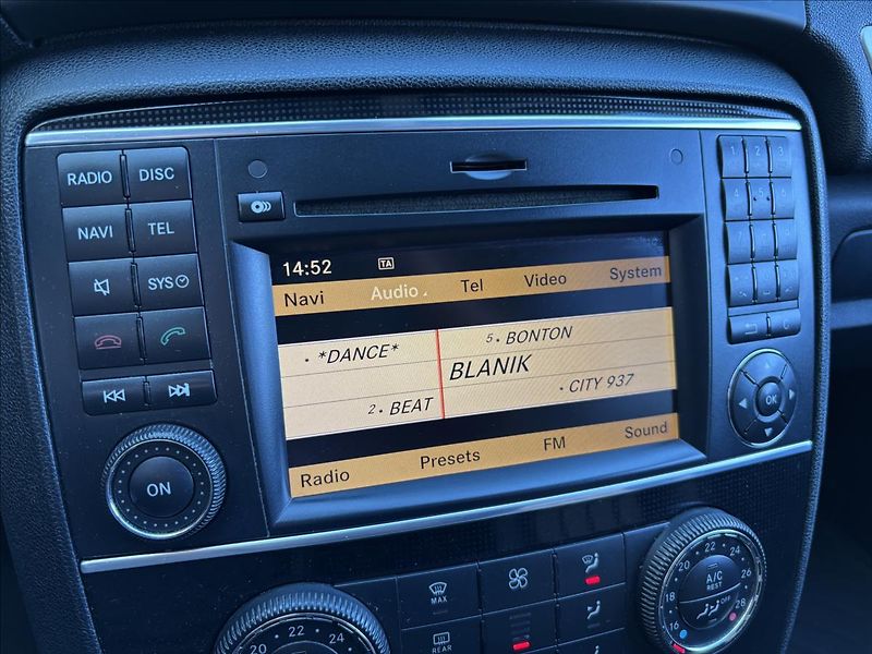 Mercedes-Benz Třídy R 3,0 CDI R 320 4-Matic - fotka 29 z 39