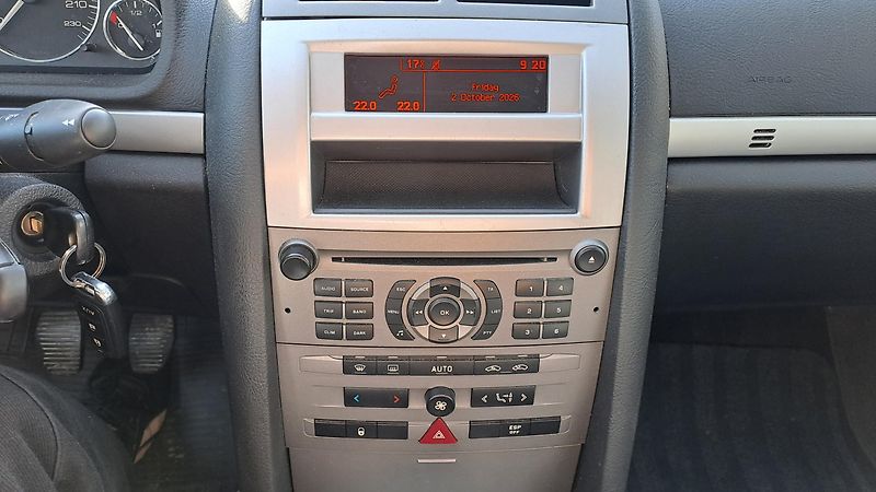 Peugeot 407 1.8i Klima - fotka 22 z 23