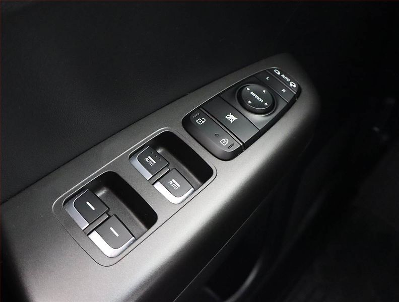 Kia Sportage (2019) 1.6 GDI, Navi, Tempomat - fotka 15 z 21