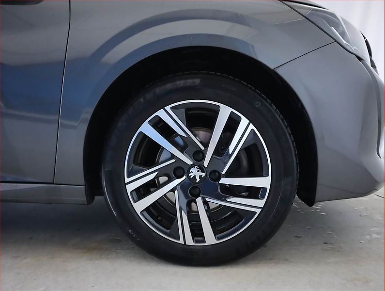 Peugeot 208 (2023) Active 1.2 PureTech - fotka 15 z 19