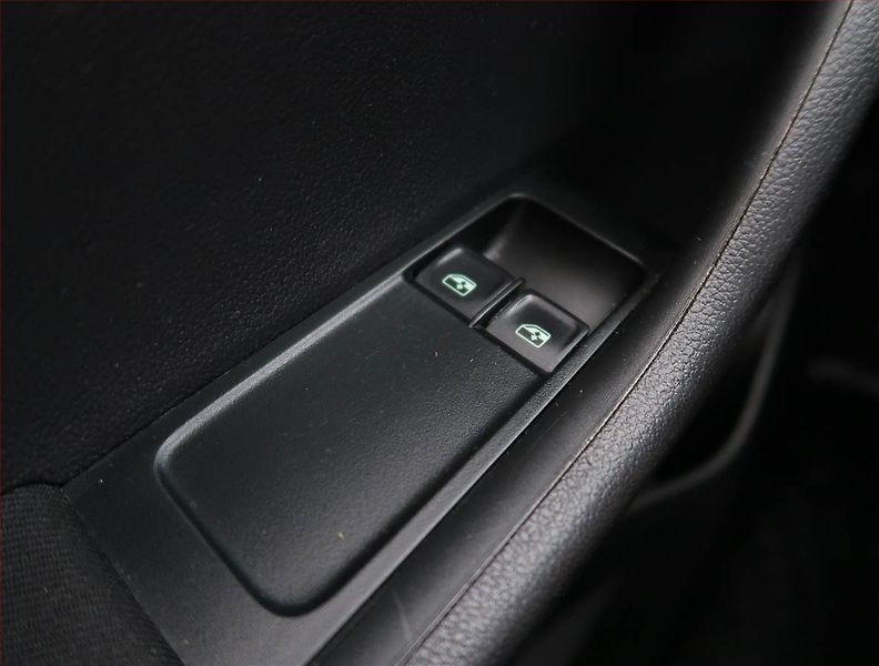 Škoda Fabia (2021) 1.0 TSI, Serv.kniha, Navi - fotka 18 z 20